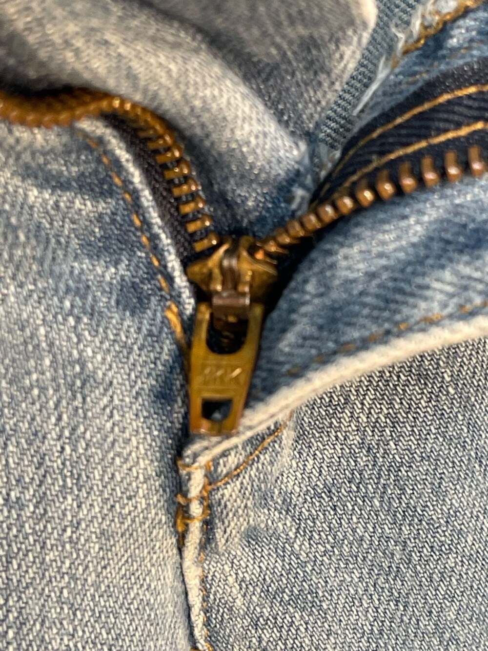 DKNY Jeans Vintage Y2K Light Wash Bootcut Denim Jeans Size 9 - Picture 7 of 10